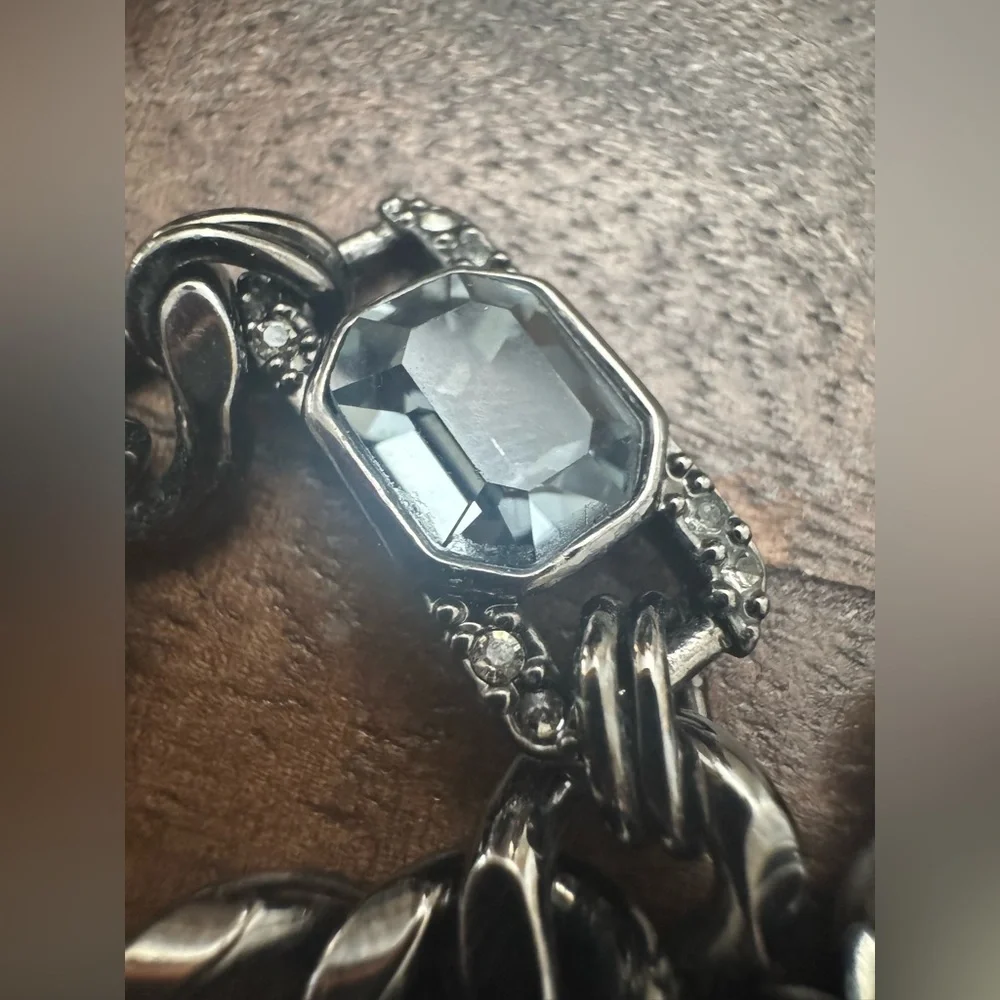 Givenchy designer chain